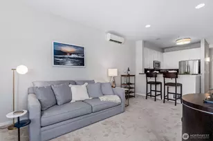 2000 Alaskan Wy, Seattle, WA 98121 - Photo 16