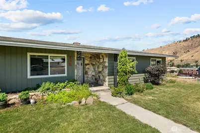105 Mountain View Place S, Cashmere, WA 98815 - Photo 2