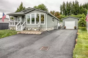 1019 Stanford Dr, Cosmopolis, WA 98537 - Photo 2