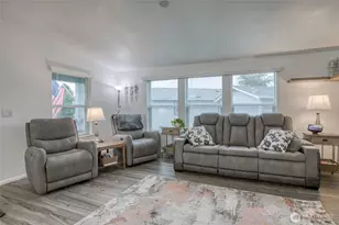 1019 Stanford Dr, Cosmopolis, WA 98537 - Photo 8