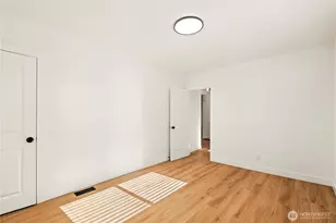 869 S 40th St, Tacoma, WA 98418 - Photo 18