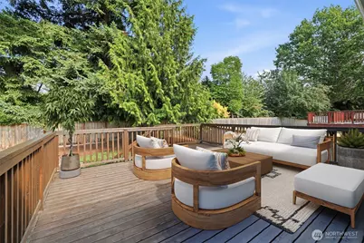 9550 172nd Avenue NE, Redmond, WA 98052 - Photo 32