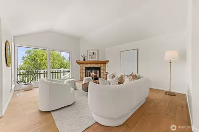 543 Hemlock Way, Edmonds, WA 98020 - Photo 4