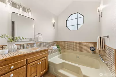 543 Hemlock Way, Edmonds, WA 98020 - Photo 22