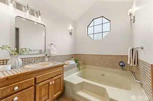 543 Hemlock Way, Edmonds, WA 98020 - Photo 22