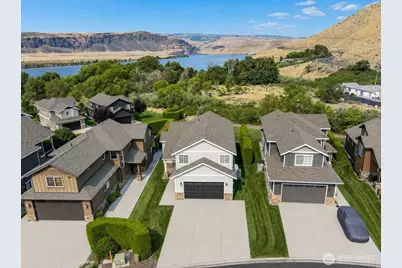 9434 Yakima Lane NW, Quincy, WA 98848 - Photo 1