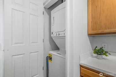 2420 Grand Avenue #101, Everett, WA 98201 - Photo 10