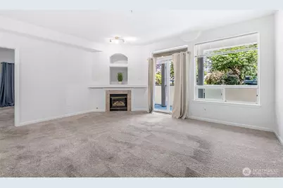 2420 Grand Avenue #101, Everett, WA 98201 - Photo 12