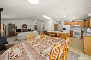 8539 Glenlea Ct SE, Yelm, WA 98597 - Photo 16