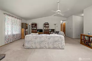 8539 Glenlea Ct SE, Yelm, WA 98597 - Photo 10