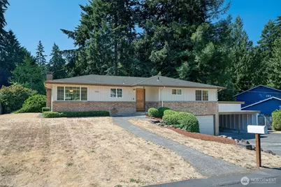 9804 241st Place SW, Edmonds, WA 98020 - Photo 2