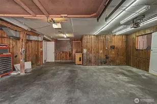 9804 241st Pl SW, Edmonds, WA 98020 - Photo 28