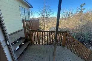 2501 E Sunset Dr, Bellingham, WA 98226 - Photo 2