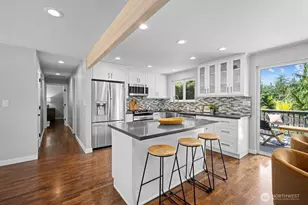 7360 NE 145th Pl, Kenmore, WA 98028 - Photo 8