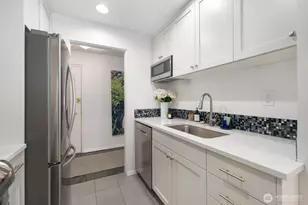 632 13th Ave E, Seattle, WA 98102 - Photo 16