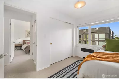 632 13th Avenue E #19, Seattle, WA 98102 - Photo 24