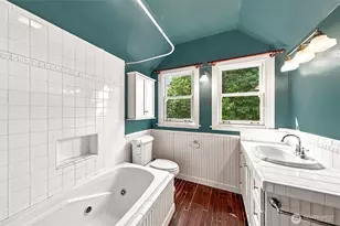 400 Cedar Ave S, Renton, WA 98057 - Photo 20