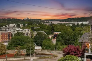 400 Cedar Ave S, Renton, WA 98057 - Photo 32