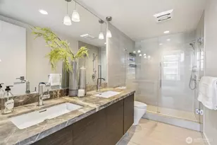 588 Bell St, Seattle, WA 98121 - Photo 18