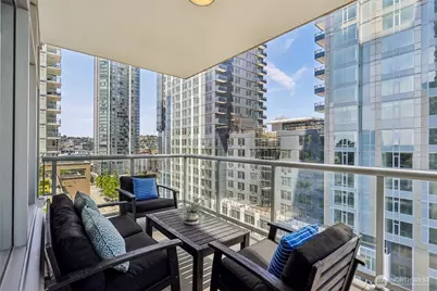 588 Bell Street #1102, Seattle, WA 98121 - Photo 20