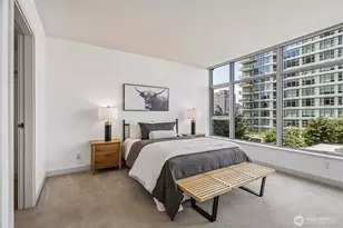 588 Bell St, Seattle, WA 98121 - Photo 14