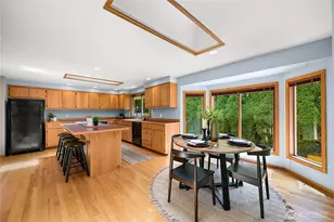 208 Hawthorn Rd, Bellingham, WA 98225 - Photo 16