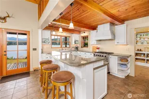 33707 S Shore Dr, Mount Vernon, WA 98274 - Photo 8