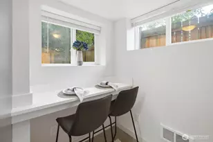 1709 N 35th St, Seattle, WA 98103 - Photo 22