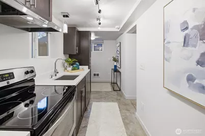 1709 N 35th Street, Seattle, WA 98103 - Photo 20