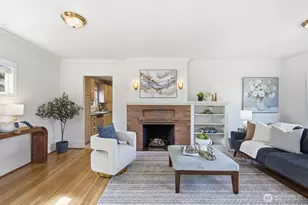1709 N 35th St, Seattle, WA 98103 - Photo 4