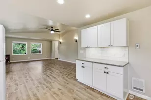 374 Echo Ln, Sedro Woolley, WA 98284 - Photo 10