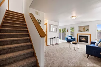 808 13th Street SE #E, Puyallup, WA 98372 - Photo 16