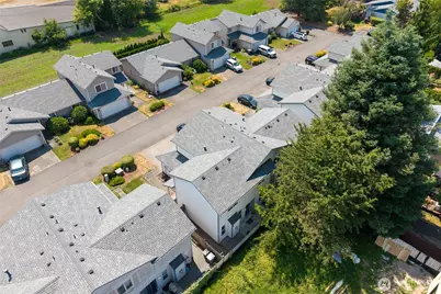 808 13th Street SE #E, Puyallup, WA 98372 - Photo 34