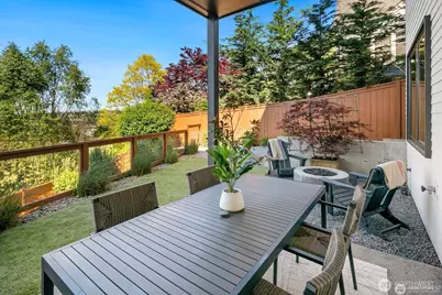 728 W Etruria Street, Seattle, WA 98119 - Photo 36