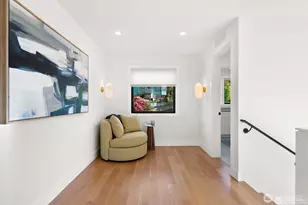728 W Etruria St, Seattle, WA 98119 - Photo 32