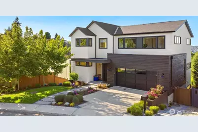 728 W Etruria Street, Seattle, WA 98119 - Photo 2