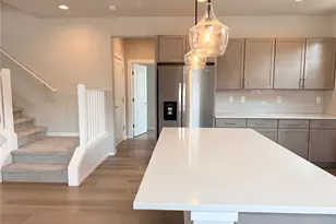 10044 5th Ave SW, Seattle, WA 98146 - Photo 8