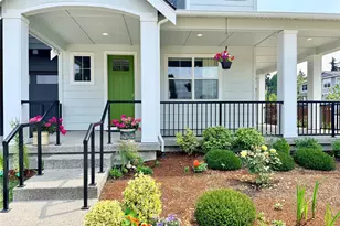 10044 5th Ave SW, Seattle, WA 98146 - Photo 2