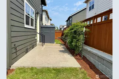 10044 5th Avenue SW, Seattle, WA 98146 - Photo 20
