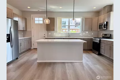 10044 5th Avenue SW, Seattle, WA 98146 - Photo 6