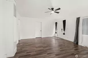 1131 J St, Centralia, WA 98531 - Photo 6