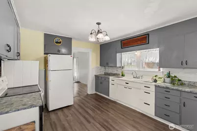 1131 J Street, Centralia, WA 98531 - Photo 8