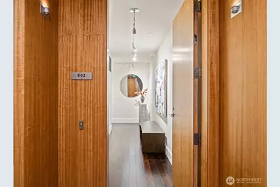 1521 2nd Avenue #802, Seattle, WA 98101 - Photo 4
