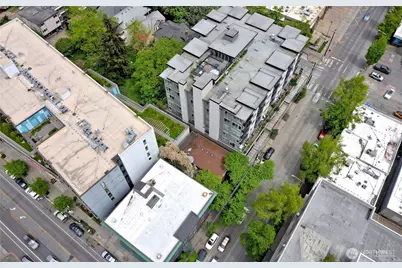 1210 E Pine Street, Seattle, WA 98122 - Photo 18