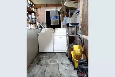 1210 E Pine Street, Seattle, WA 98122 - Photo 12