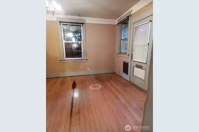 1210 E Pine Street, Seattle, WA 98122 - Photo 8