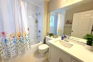 712 E Denny Way, Seattle, WA 98122 - Photo 16