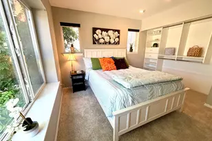 712 E Denny Way, Seattle, WA 98122 - Photo 14