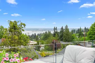 5128 Seaview Way, Everett, WA 98203 - Photo 4
