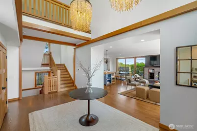 2506 W Halladay Street, Seattle, WA 98199 - Photo 12